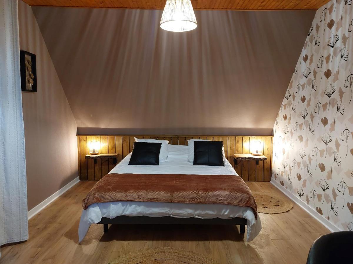 L'Escale D'Armor Bed & Breakfast Loudéac Dış mekan fotoğraf